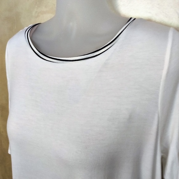 Curve Revolution Tunic Top NWT 2X - Picture 3 of 6